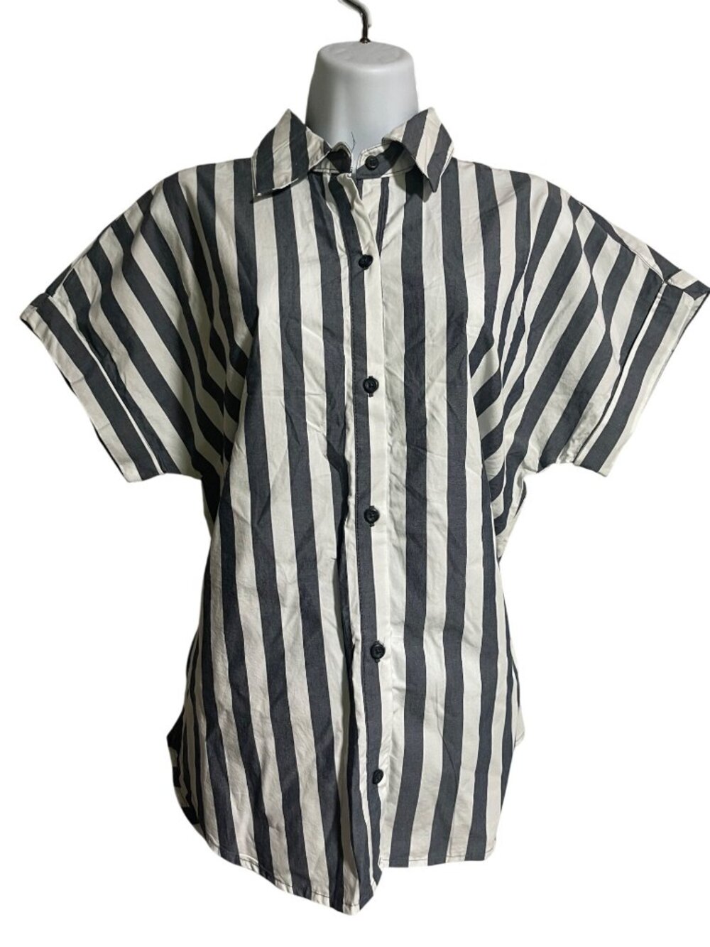 Kensie Jeans Blue and White Stripe Button Up Short Sleeve Shirt Womens XS Casual